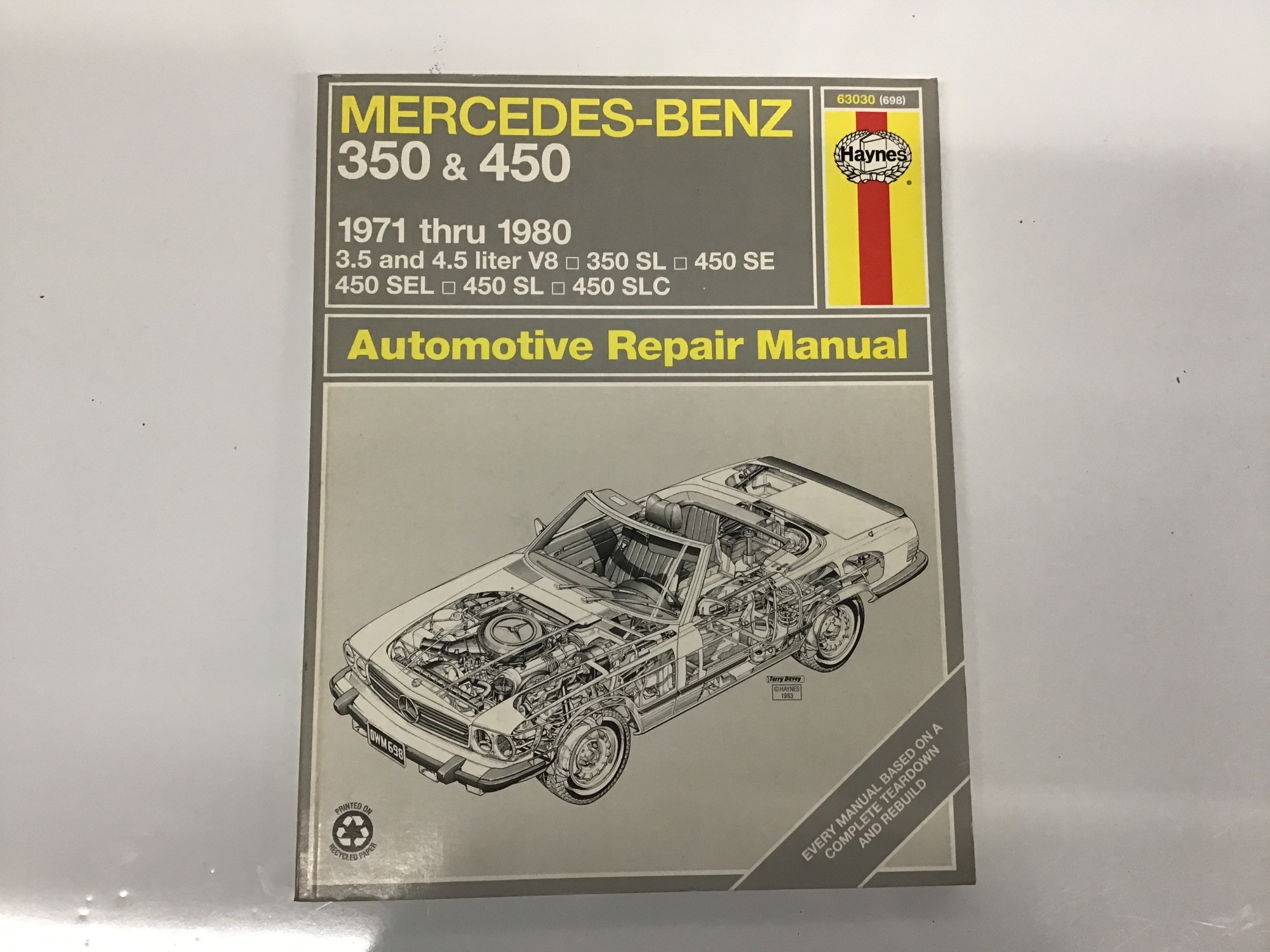 Mercedes Benz 350 & 450 repair manual 1971 1980, hoofdfoto