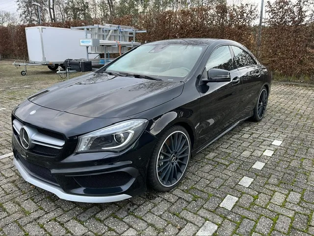 Mercedes CLA45 AMG 4matic zonder schade met Pools EU kenteken (geen melding CO2), bouwjaar 2015, hoofdfoto