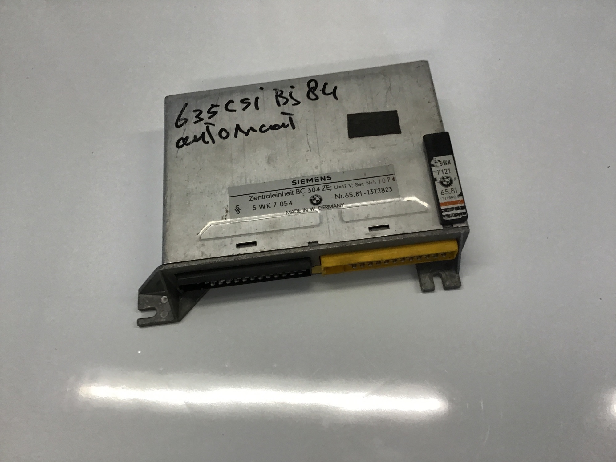 Onboard computer control unit BMW (E23, E24, E28), bouwjaar 1984, hoofdfoto